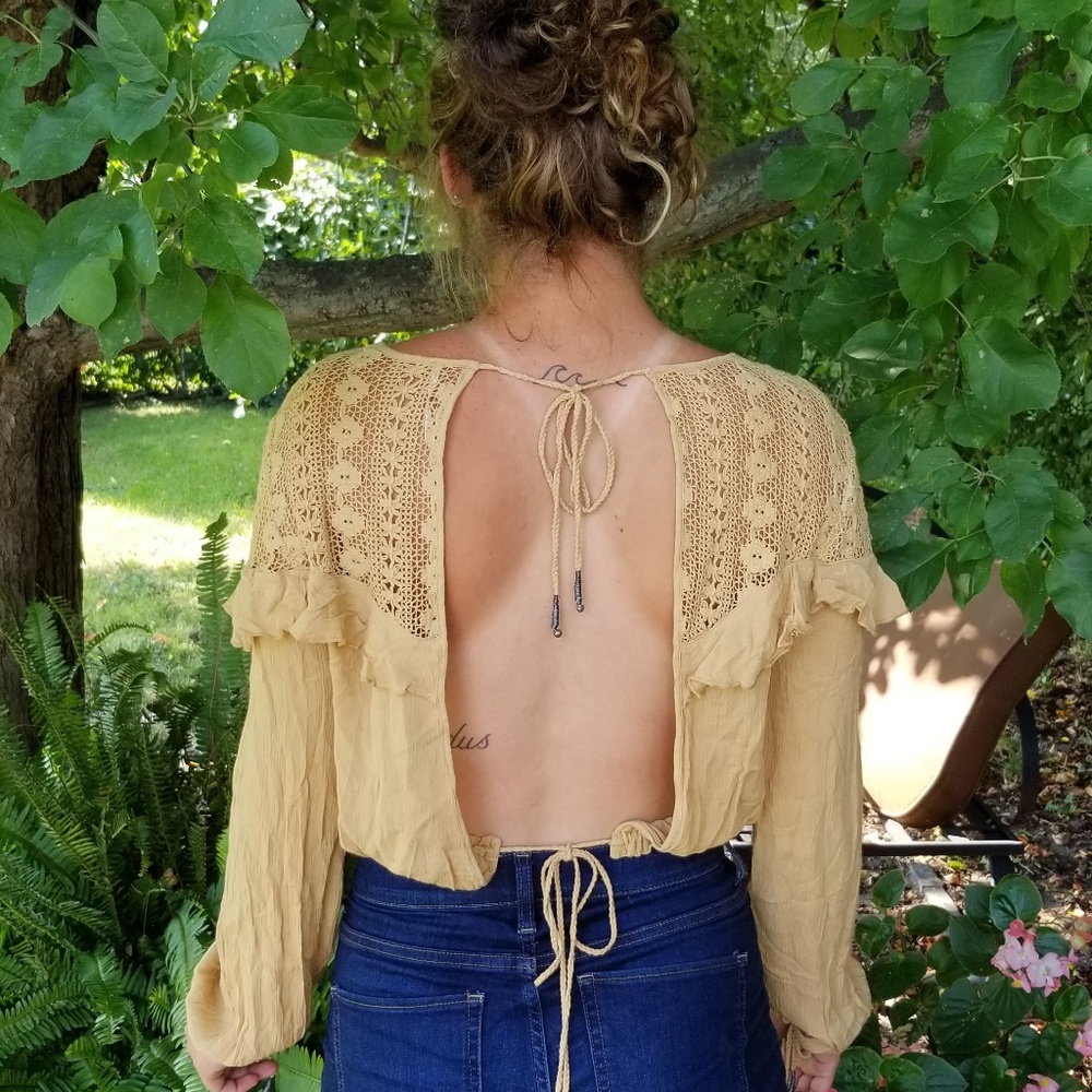 Free People crocheted and ruffled peasant blouse - Picture 8 of 8